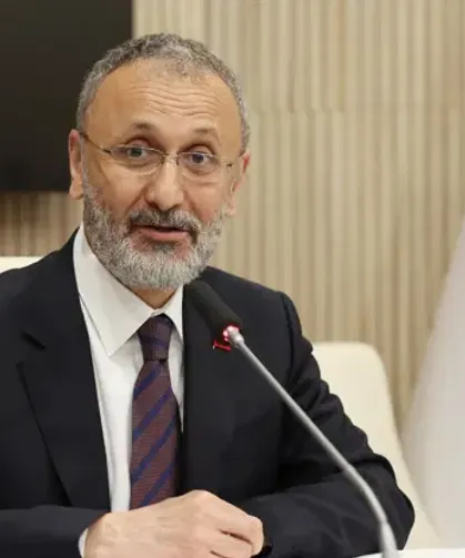 Eyüpsultan Belediye Başkanı Özmen gözaltına alındı