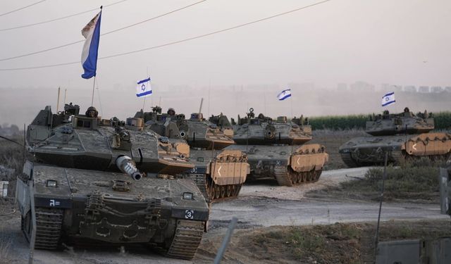 İsrail ordusu, insani araya saatler kala Gazze’nin kuzeyine saldırılarını artırdı