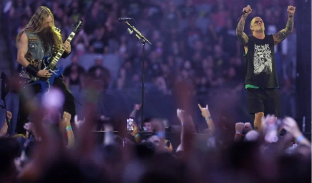 Metallica Suudi Arabistan'da konser verecek