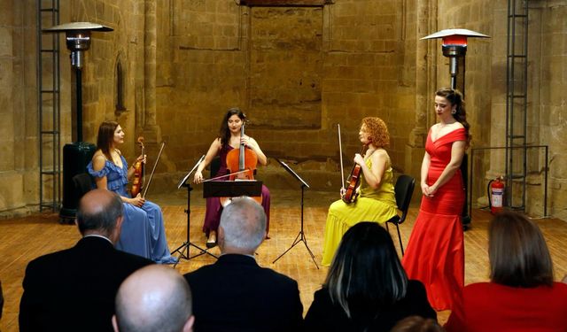 Devlet Opera ve Balesi ile Myrrha Trio işbirliğinde Dünya Kadınlar Günü Konseri düzenlendi