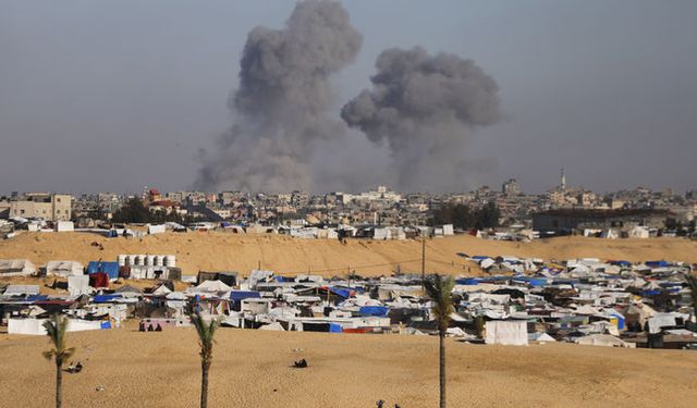 AB, İsrail'e Refah'taki kara saldırılarını derhal durdurması çağrısı yaptı