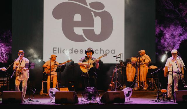 Salamis Antik Tiyatro’da Buena Vista Social Club Starı Eliades Ochoa sahne aldı