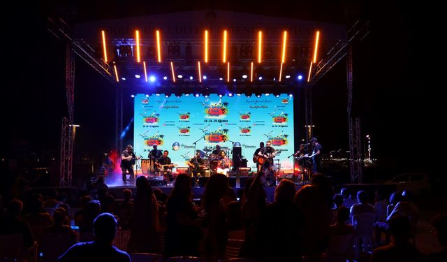 İskele Belediyesi Deniz Festivalinden renkli kareler