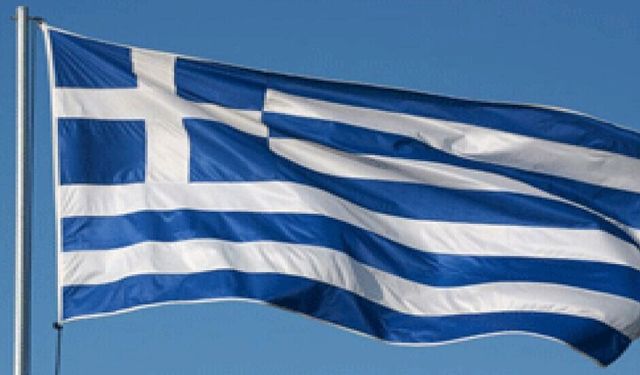 Yunanistan'ın Türk turistlere yönelik ekspres vize uygulaması bir yıl daha sürecek