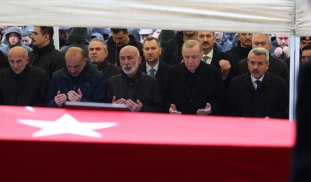 Erdoğan, Rize'de Kıbrıs gazisinin cenaze törenine katıldı