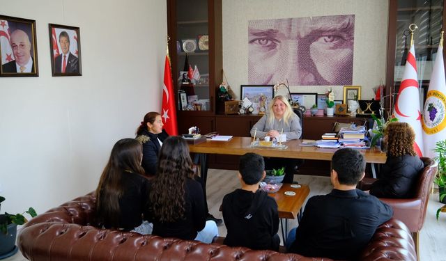 Büyükkonuk İsmet Atlı Spor Kulübü sporcularından Mehmetçik Büyükkonuk Belediye Başkanı’na ziyaret