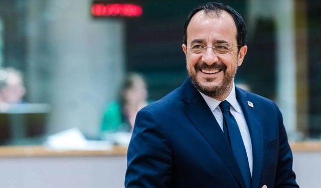 Hristodulidis Erhürman’ı tebrik etti