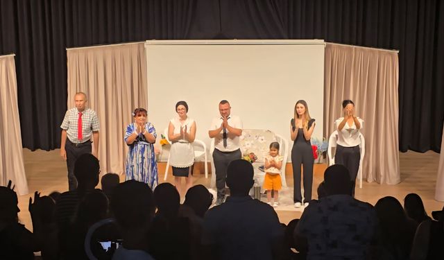 "Ruh Öküzüm Şerifali" isimli tiyatro oyunu sahnelendi