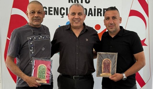 Gençlik Dairesi'nin "Gelecek Bensem Umut Benim" seminerleri sona erdi