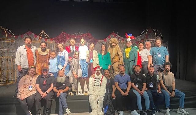 K.T. Devlet Tiyatroları'nın Rüya adlı çocuk oyunu Konya’da sahnelendi