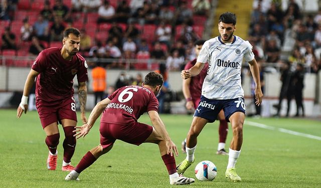 Fenerbahçe Mersin'de 4 gollü yenilgiyle darmadağın