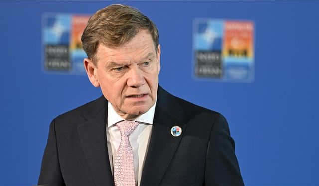 Almanya Dışişleri Bakanı Wadephul, İran'a müzakere masasına oturma çağrısında bulundu