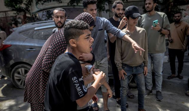 İsrail, gıda dağıtımı için bekleyen Filistinlileri hedef aldı: Çoğu çocuk ve kadın 13 kişi öldü