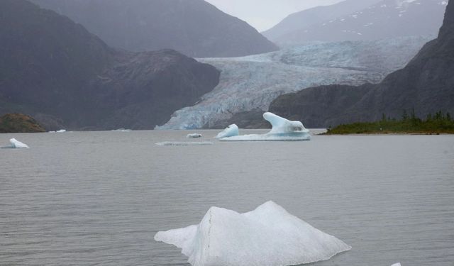 Alaska'da buzul barajın taşması sonucu oluşan sel riski nedeniyle tahliye çağrısı yapıldı