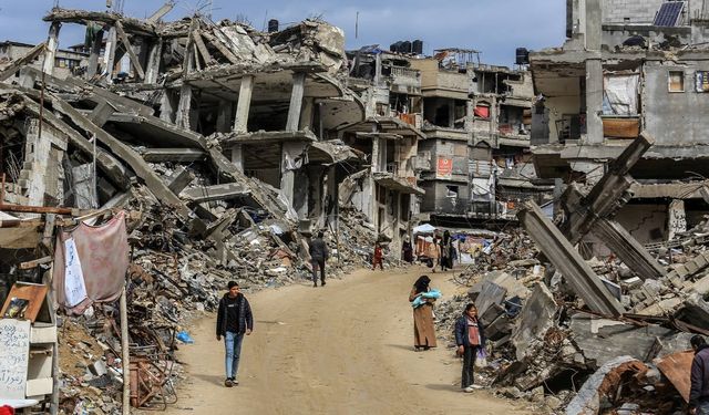 İsrail ordusu ateşkese rağmen Gazze’ye şiddetli hava saldırıları düzenledi