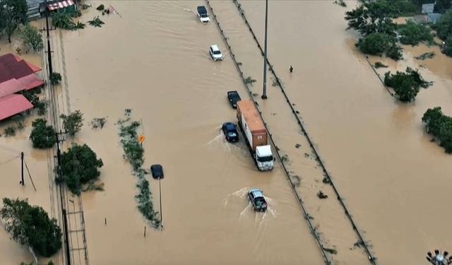 Tayland'ın güneyini vuran sel felaketinde can kaybı 162'ye yükseldi