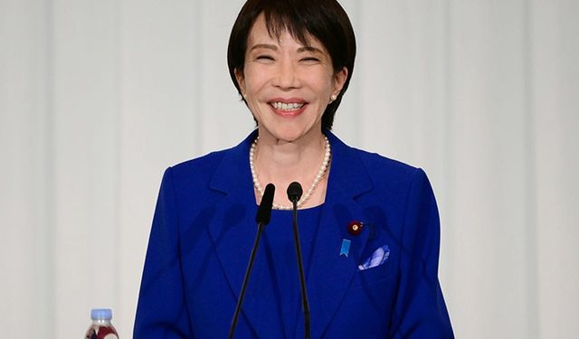 Japonya Başbakanı'nın 5 kez art arda tekrarladığı "Çalışmaya söz veriyorum" ifadesi "yılın en popüleri" seçildi