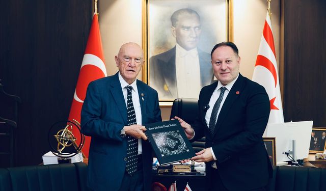 Öztürkler, narenciye sektörünün temsilcileri ile görüştü