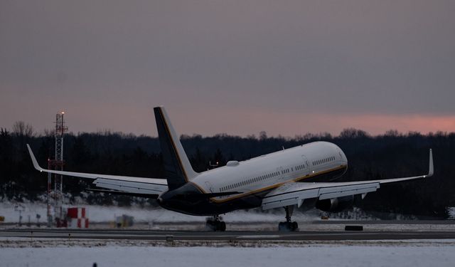 ABD basını: Maduro ve eşini taşıyan uçak New York'a indi