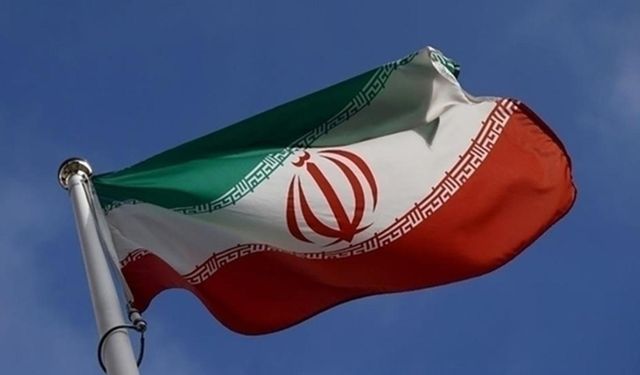 İran'dan gözdağı: Savaşa hazırız