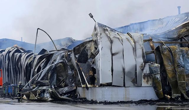 Yunanistan'da fabrikada patlama: 5 kişi yaşamını yitirdi