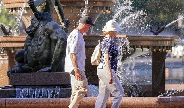 Avustralya'da sıcak hava dalgası nedeniyle termometreler rekor seviyelere ulaştı
