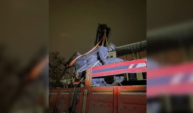 Gebze'de Atatürk Anıtı söküldü