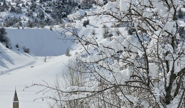 Türkiye’de kar yağışı etkisini sürdürüyor