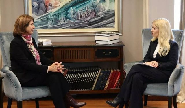 Dimitriu Holguin ile görüştü