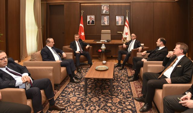 Başbakan Üstel, Özerdağ ve Yüksek Adliye Kurulu üyeleri ile toplantı yaptı