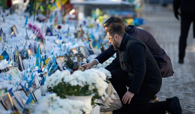 Zelenskiy: “Savaşın başından bu yana 55 bin Ukraynalı asker hayatını kaybetti”