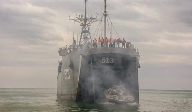 İran, Hürmüz Boğazı'nda güvenlik tehditlerine karşı askeri tatbikat başlattı