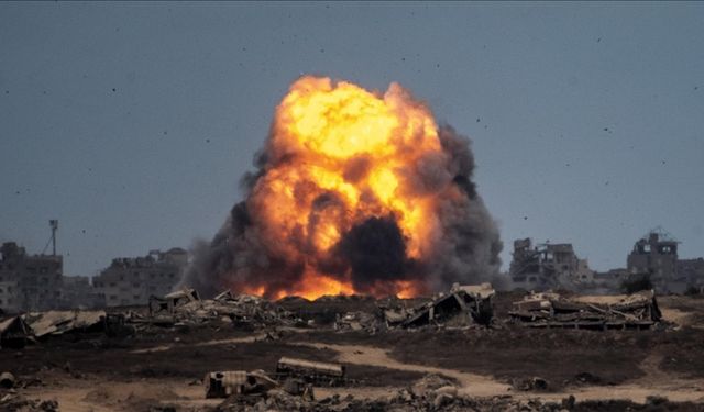 İsrail ordusu ateşkese rağmen Gazze’nin çeşitli bölgelerine hava ve topçu saldırıları düzenledi