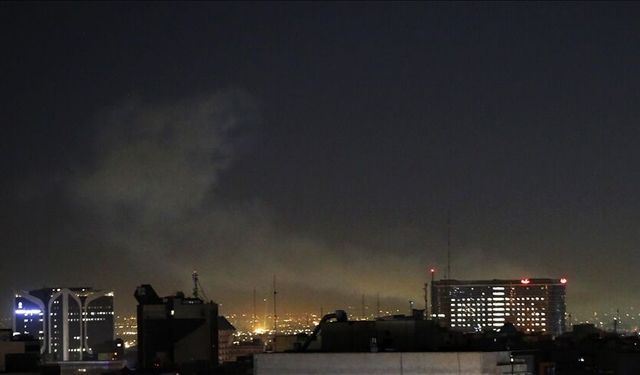 Tahran'da sık aralıklarla patlamalar meydana geliyor, Gandi hastanesi de vuruldu