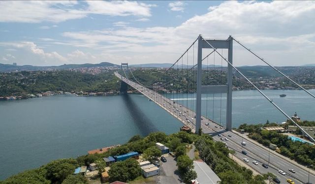 İstanbul Boğazı'nda gemi trafiği çift yönlü kapatıldı