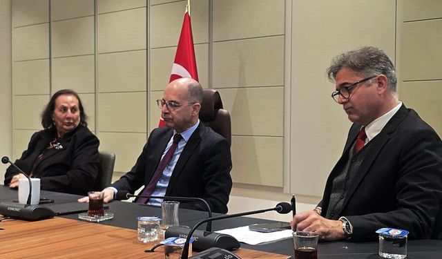 GAÜ heyeti, Cumhurbaşkanlığı Yerleşkesi’ni ziyaret etti