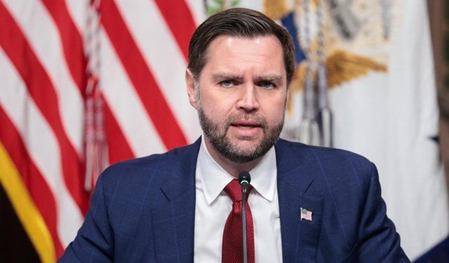 Vance, İran ile Pakistan'daki görüşmelerde çok ilerleme kaydedildiğini söyledi