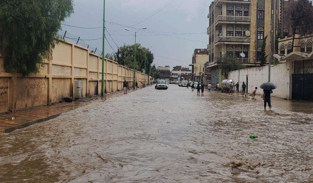 Yemen'de mart ortasından bu yana süren şiddetli yağışların yol açtığı selde 22 kişi hayatını kaybetti