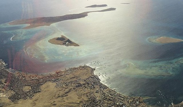 İran Hürmüz Boğazı'nı yeniden kapattı