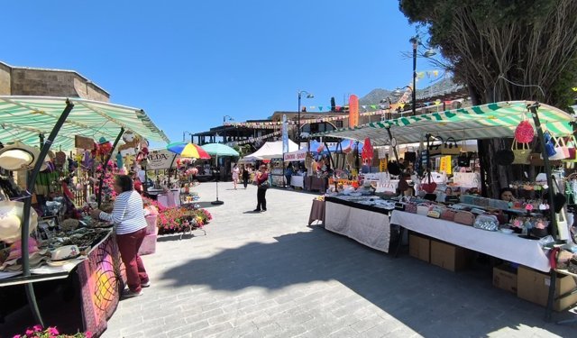 21. Kıbrıs İpek Koza Festivali başladı…