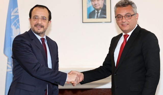 Liderler görüşmesi başladı