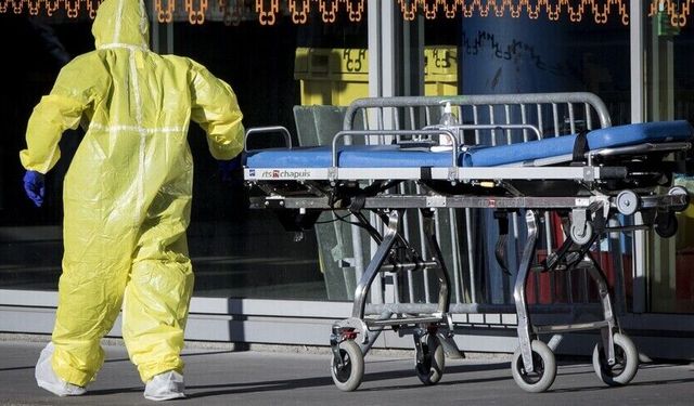 Fransa'da ebola salgını