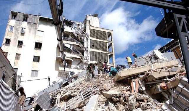 Venezuela'daki depremde hayatını kaybedenlerin sayısı 235'e yükseldi