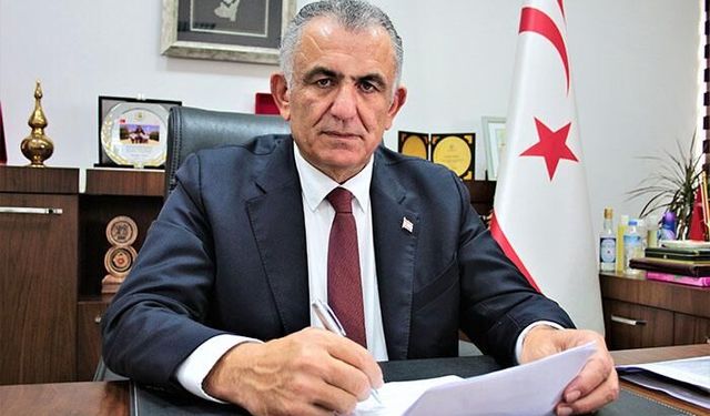 Çavuşoğlu, Cumhurbaşkanı Erhürman’a geçmiş olsun dileklerini iletti