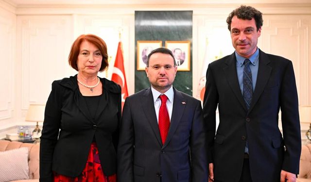 Gürlek, Uğur Mumcu'nun ailesiyle görüştü