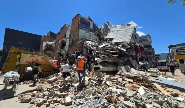 Kolombiya’da 7,4’lük Deprem: 281 Ölü