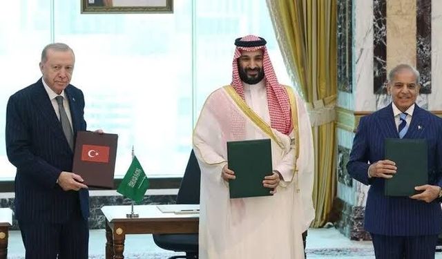 Türkiye, Suudi Arabistan ve Pakistan Ortak Savunma Anlaşması imzaladı