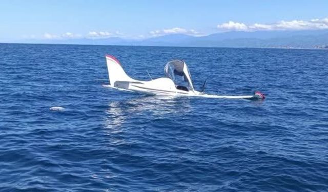 Gürcistan'dan kalkan uçak Rize'de denize acil iniş yaptı: 2 kişi kıyıya çıkarıldı
