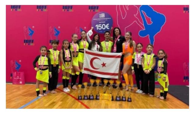Çocuk Fitness Milli Takımı Hırvatistan’da gövde gösterisi yaptı