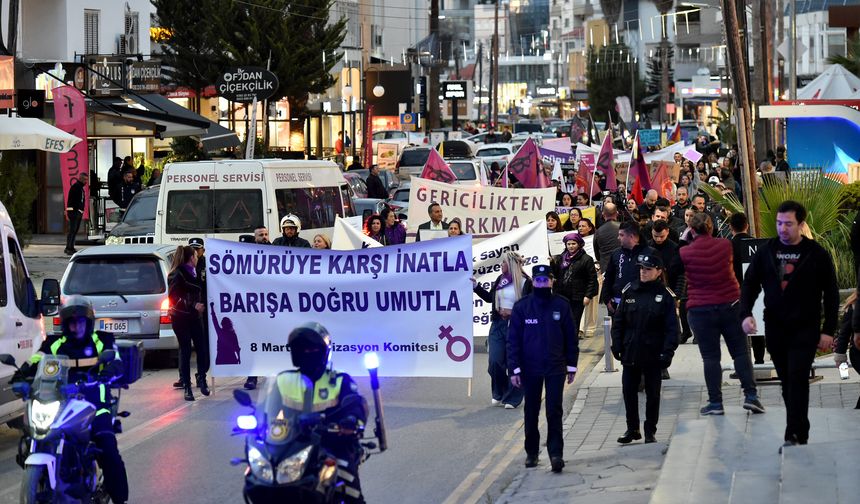 8 Mart Dünya Emekçi Kadınlar Günü nedeniyle Lefkoşa’da yürüyüş düzenlendi